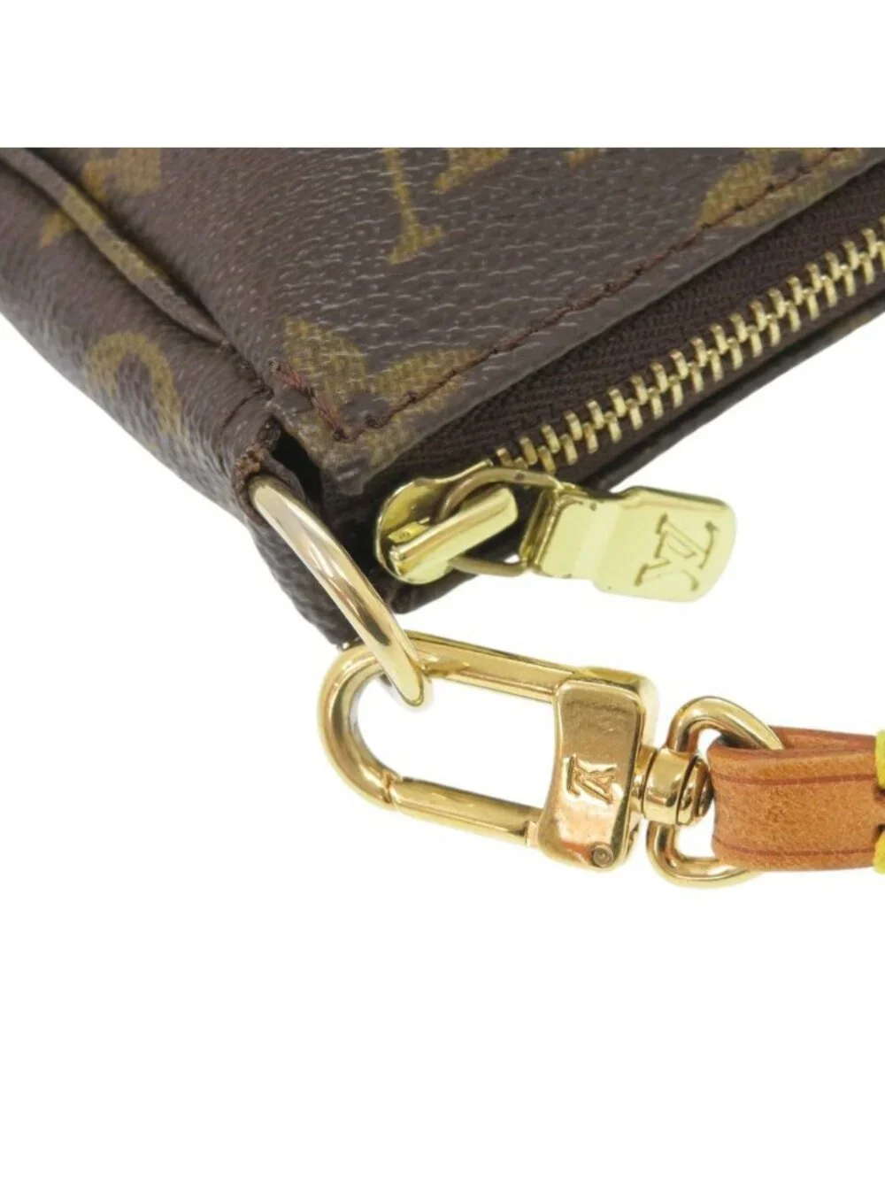 Louis Vuitton Pochette Monogram Pouch